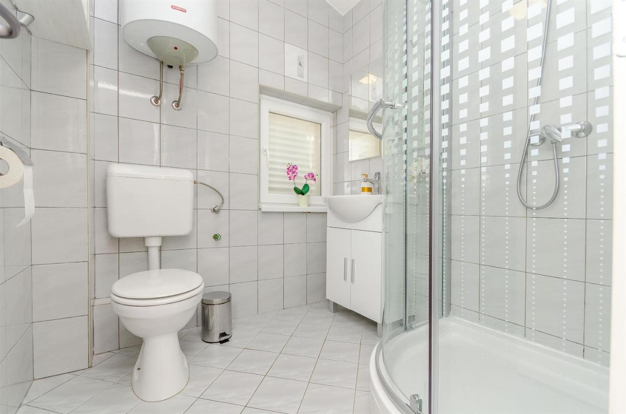 Apartment Ljubica Okrug Gornji Exterior foto